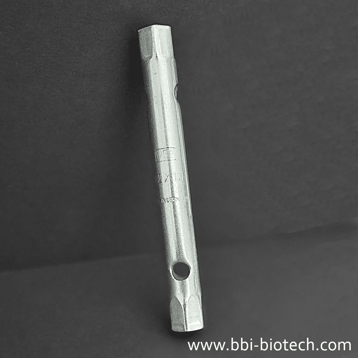 Socket key for coupling nut M 10 x 1 (flat) – Bioreactors | Fermentors ...